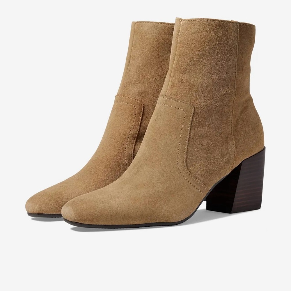 Blondo Sadie Leather Waterproof Boots- US 9